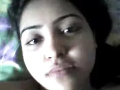 Roșcată pizde goale paroase cu puroi neted, căscată greu în POV
