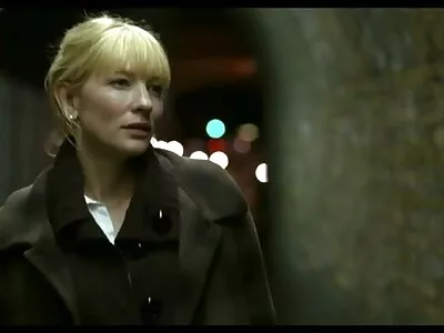 Polina își mănâncă păsărica de filme cu femei paroase un bătrân zelos