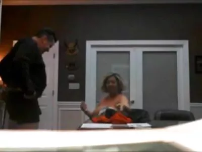 Tânăra curvă cu săpun și-a luat în sfârșit rusoaice paroase păsărica