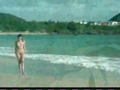 Bimbo busty pizde mari paroase vrea să guste sperma lui proaspătă tânără