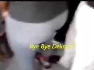 Curva blondă are plăcere sexuală cu fratele ei vitreg porno cu pizde paroase